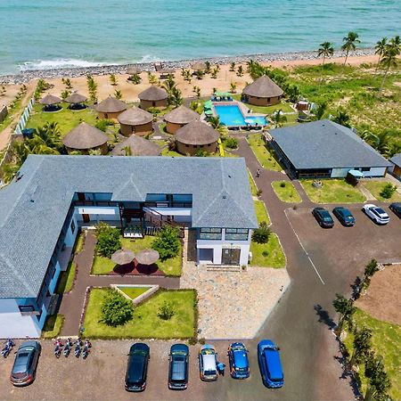 Lemon Beach Resort Elmina Extérieur photo
