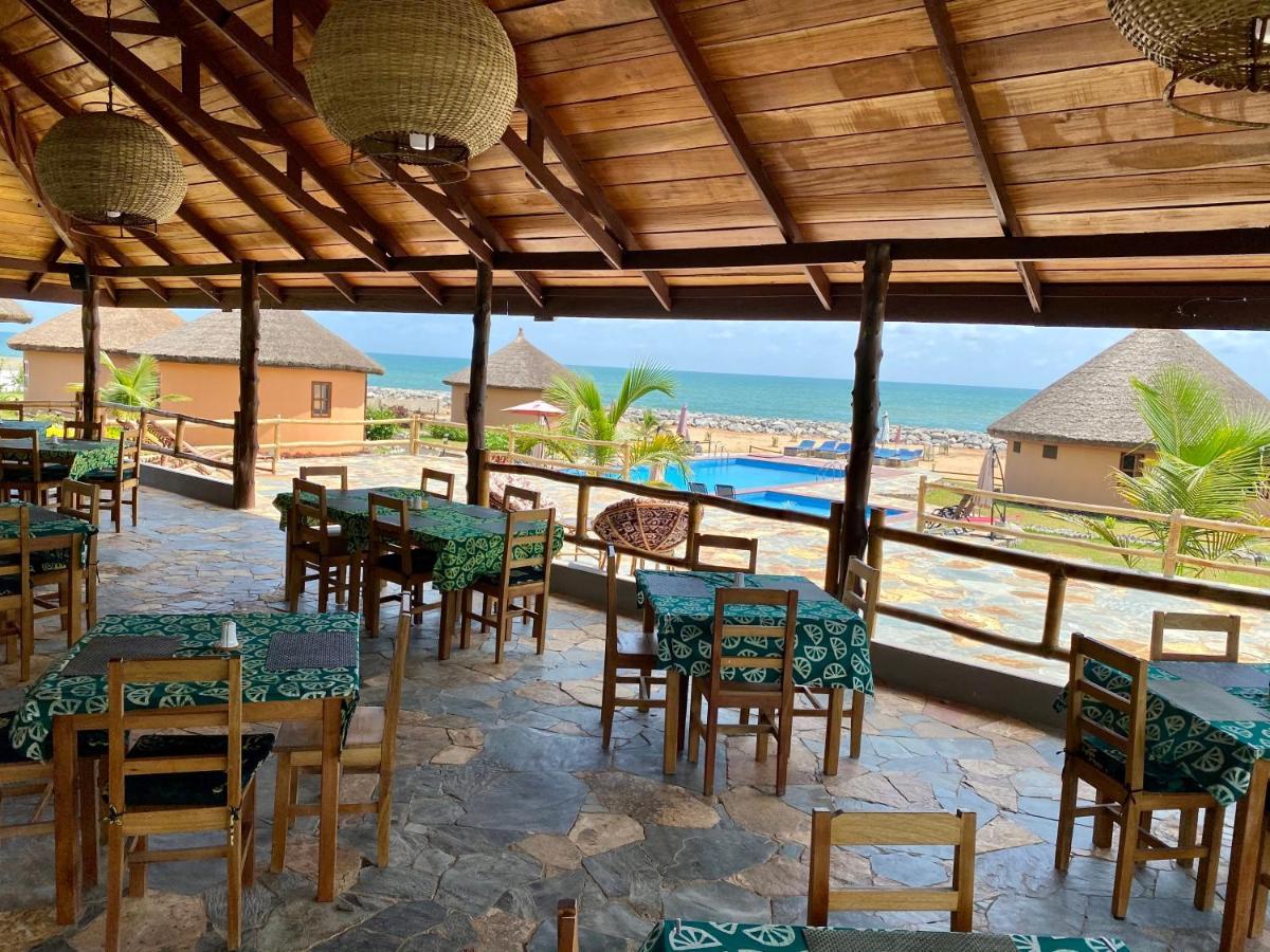 Lemon Beach Resort Elmina Extérieur photo