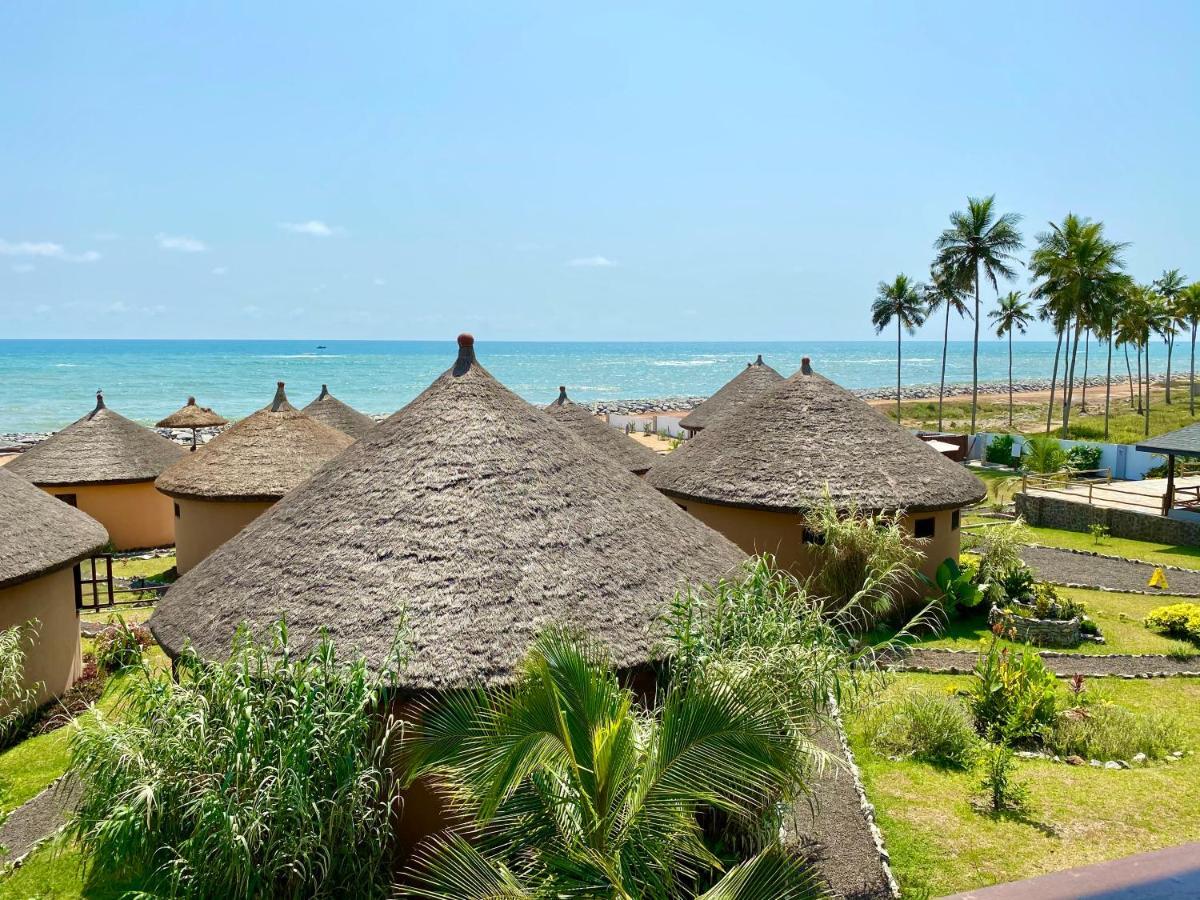 Lemon Beach Resort Elmina Extérieur photo