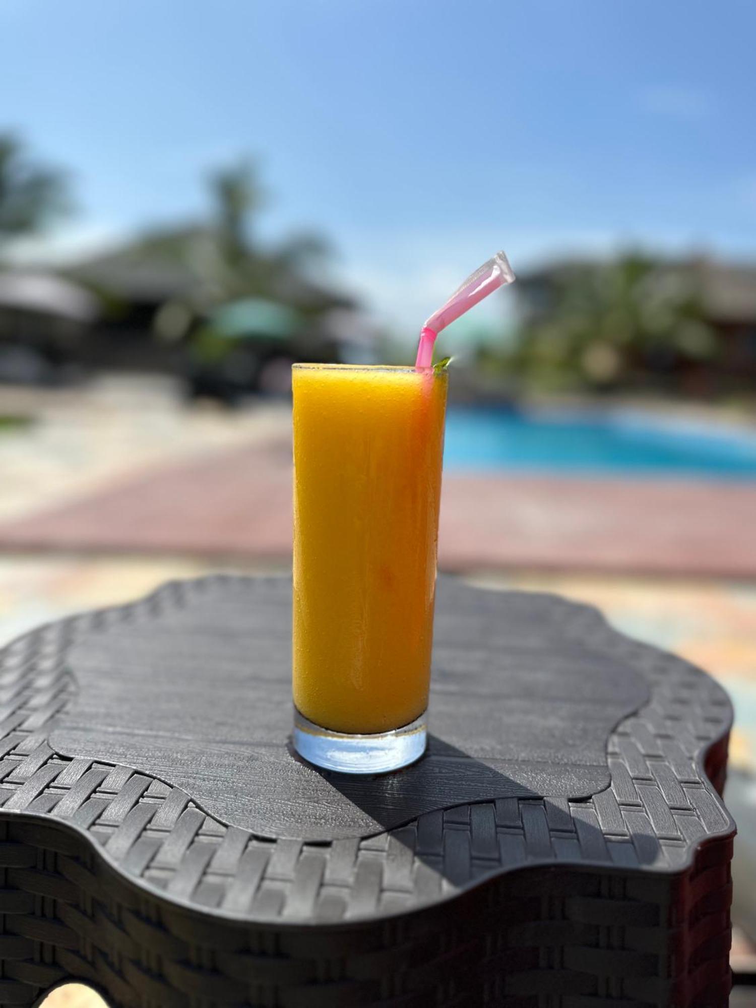 Lemon Beach Resort Elmina Extérieur photo