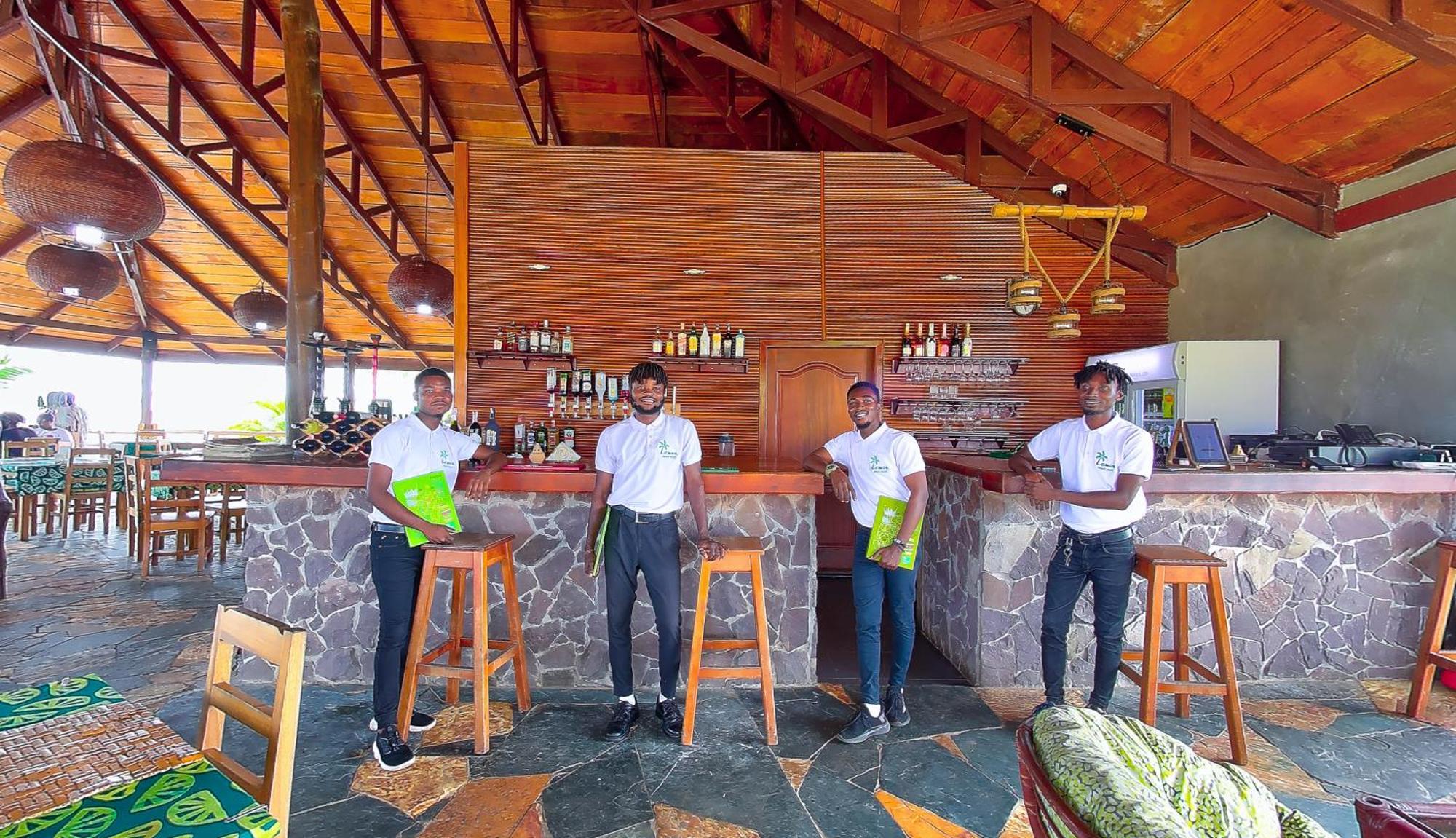 Lemon Beach Resort Elmina Extérieur photo