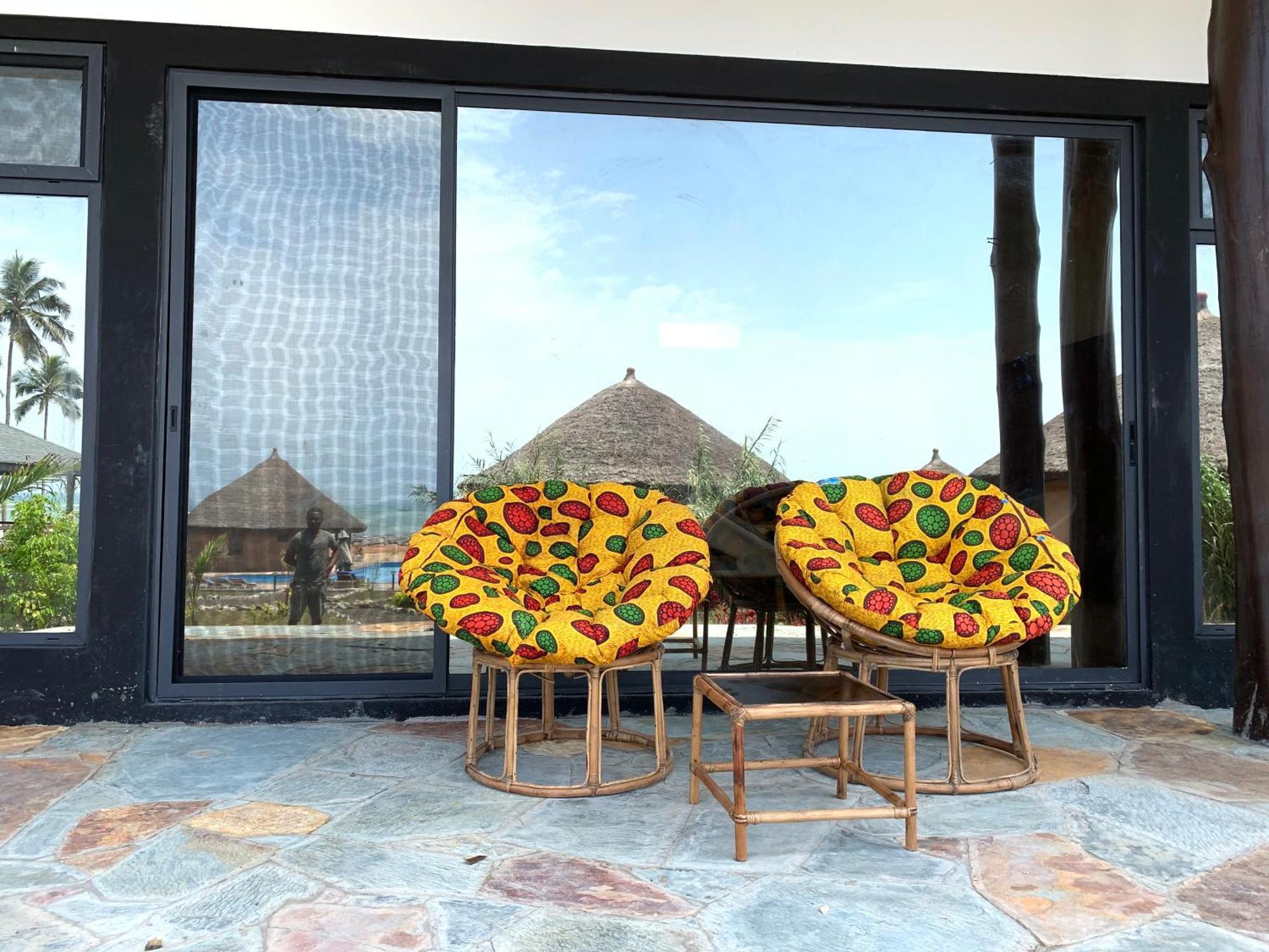 Lemon Beach Resort Elmina Extérieur photo