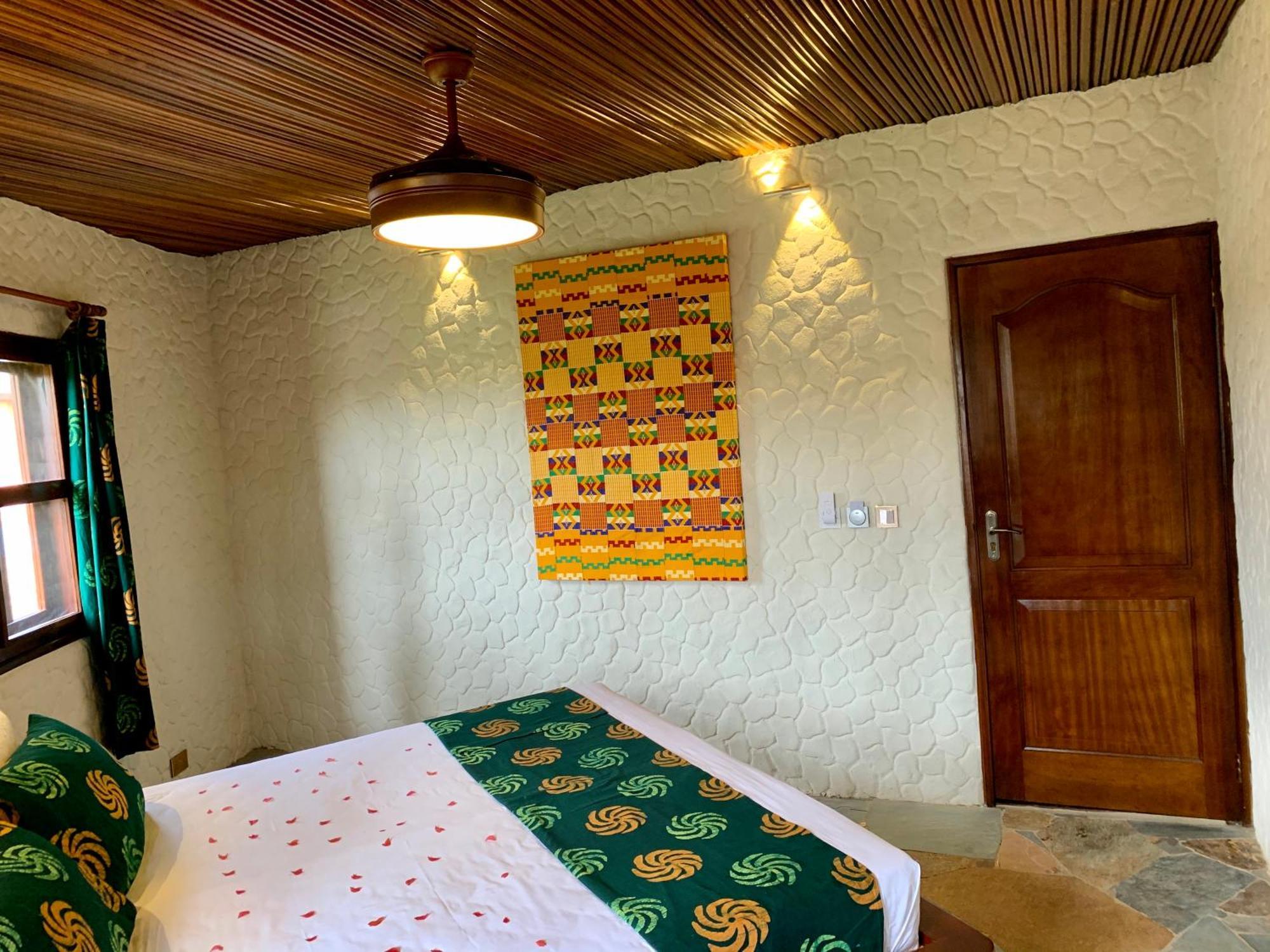 Lemon Beach Resort Elmina Extérieur photo