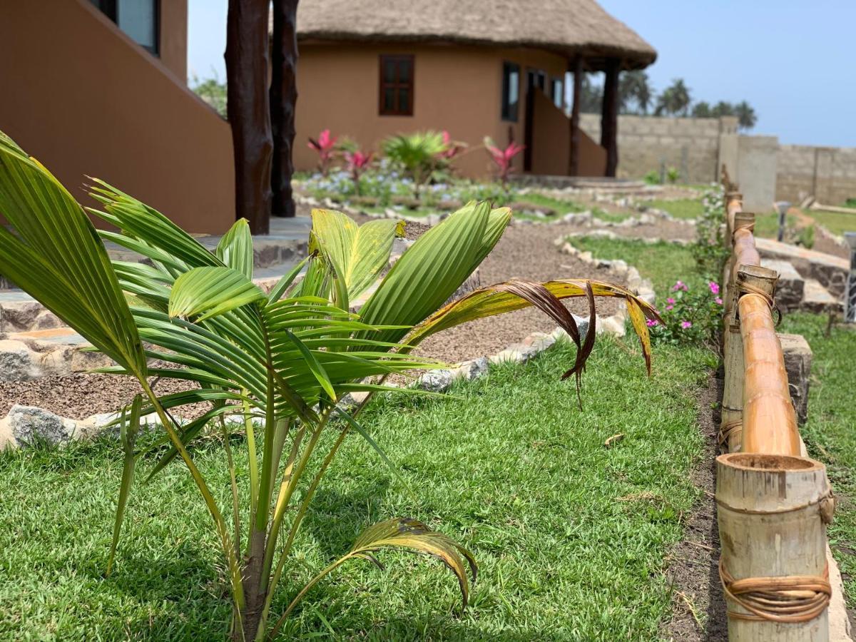 Lemon Beach Resort Elmina Extérieur photo