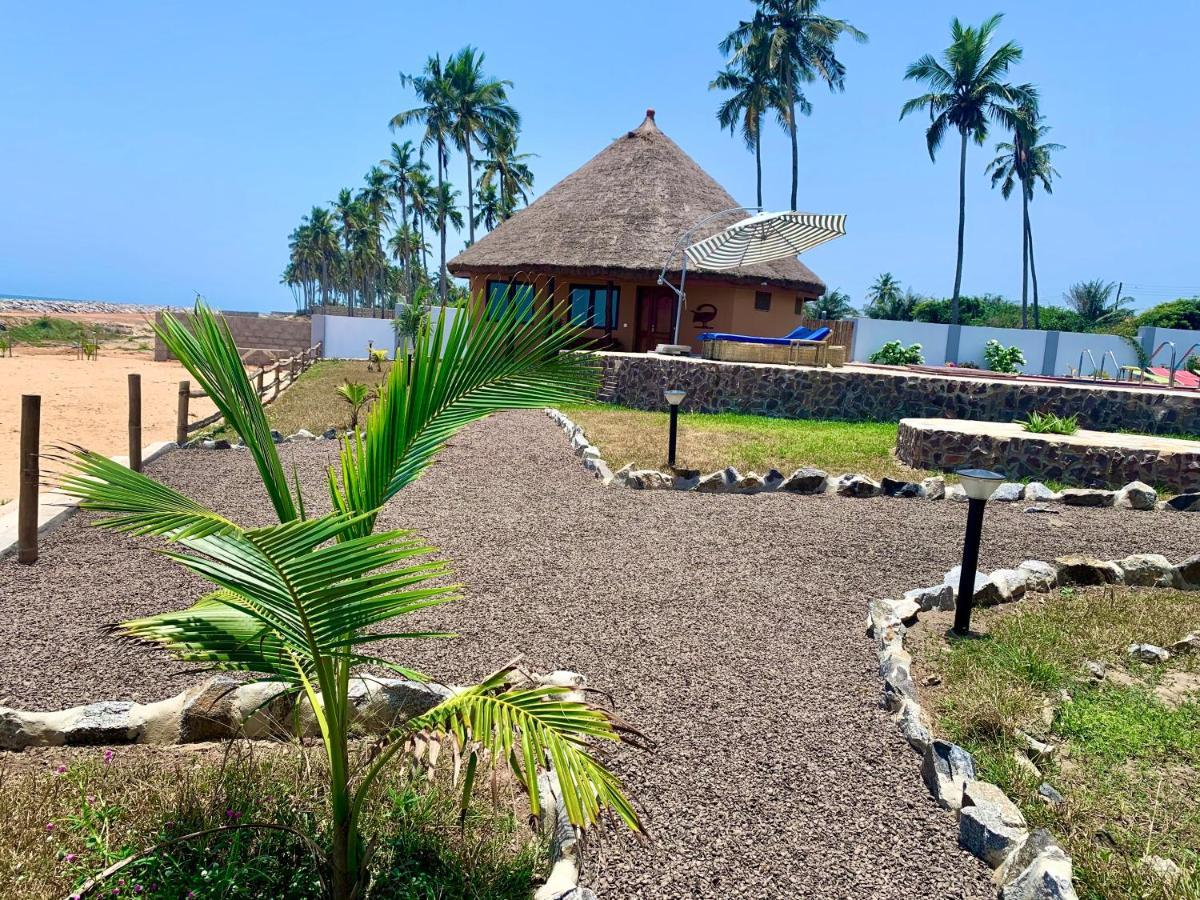 Lemon Beach Resort Elmina Extérieur photo